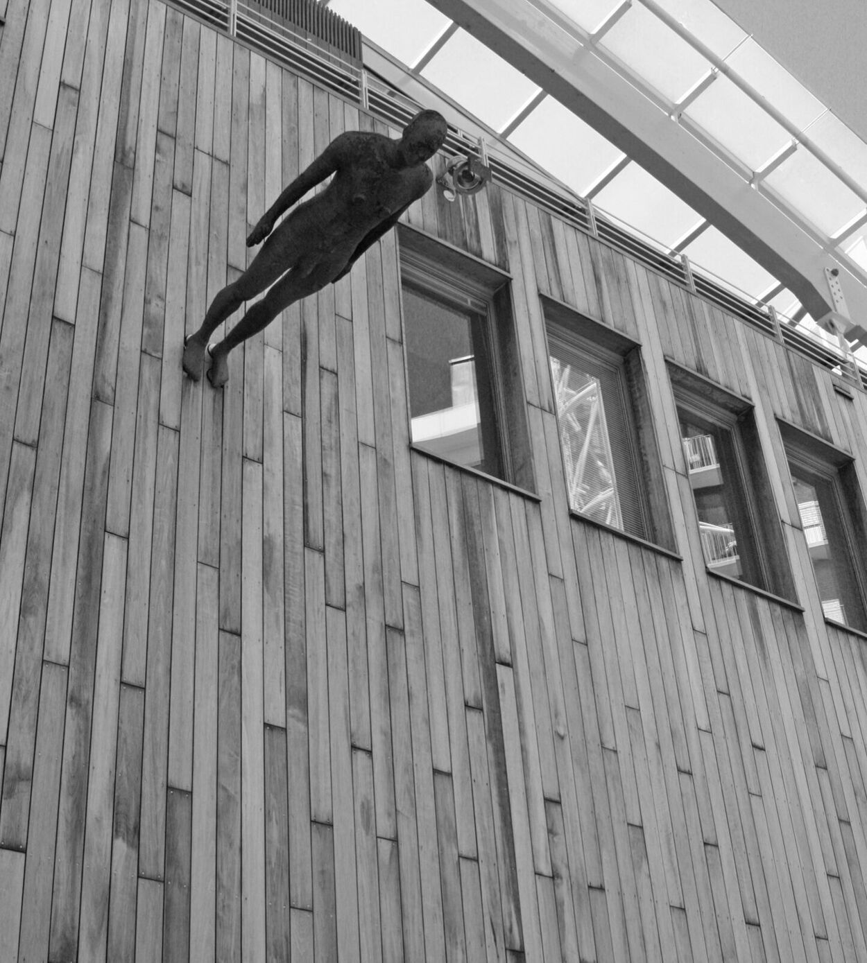 Antony Gormley. Edge II (2000) at the Astrup Fearnley Museum, Oslo, Norway. © Fabio Quici