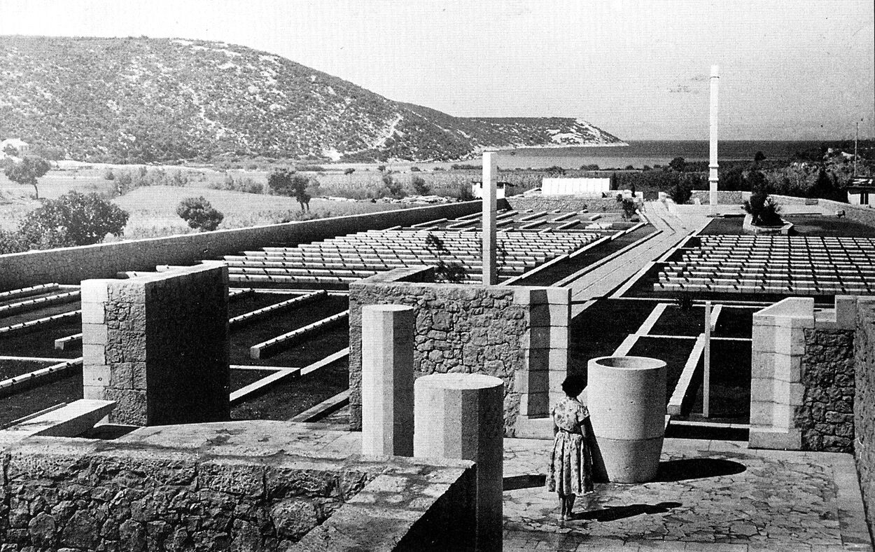 [a] The Rab Memorial Complex, Kampor, photo Vladimir Braco Mušič
[b] The Rab Memorial Complex, model
[cd] The Rab Memorial Complex, Kampor, photo Vladimir Braco Mušič
[ef] from Auguste Choisy. Historie de l‘ architecture.
pp. 414- 415