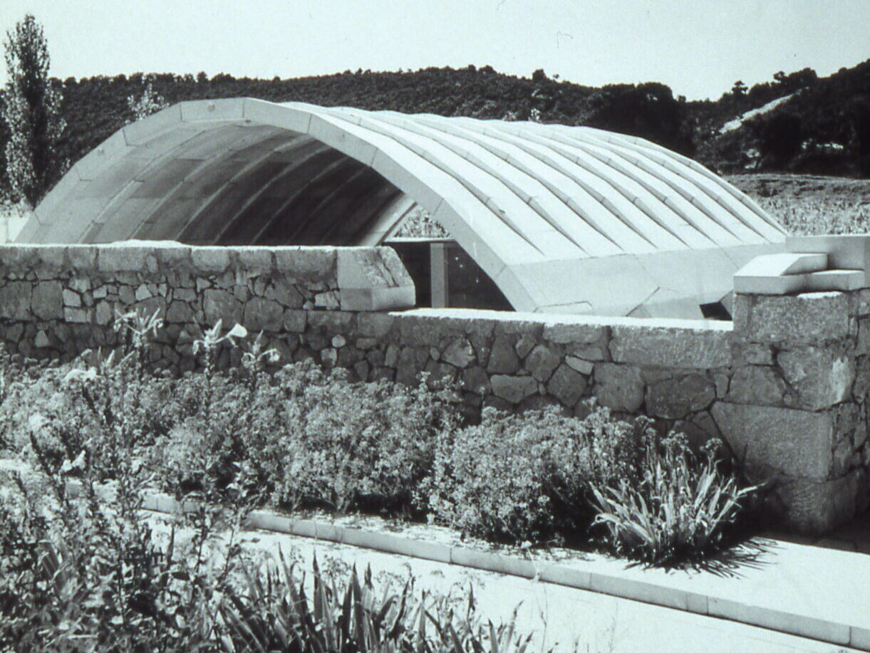 [a] The Rab Memorial Complex, Museum, photo Vladimir Braco Mušič
[b] The Rab Memorial Complex, Museum, photo Miran Kambič
[cd] The Rab Memorial Complex, Museum, photo Aleš Vodopivec
[e] The Rab Memorial Complex, Museum, photo Vladimir Braco Mušič