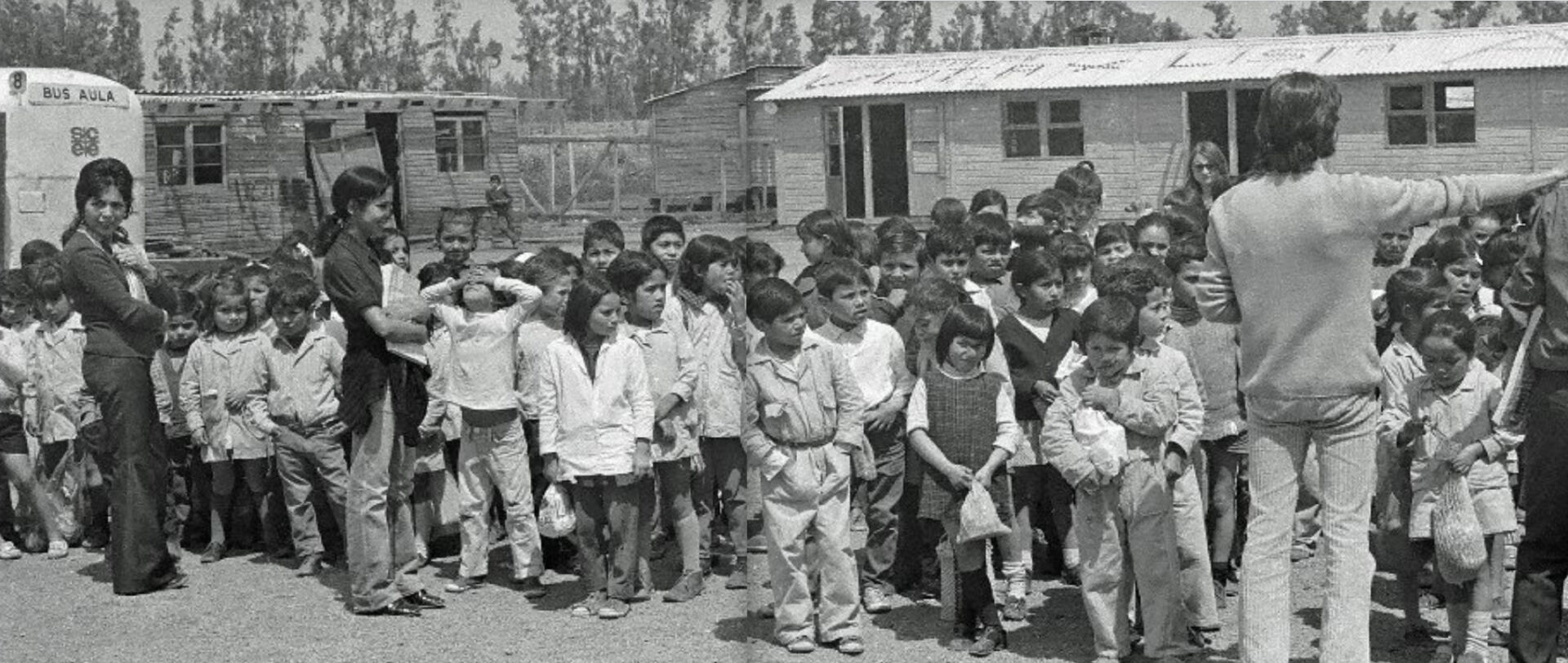 Students of the school at campamento Nueva La Habana. 
See: Amy Conger, Bienvenido a Nueva Habana, Santiago de Chile 1972–1973 (Colorado: Nolvido Press, 2010).