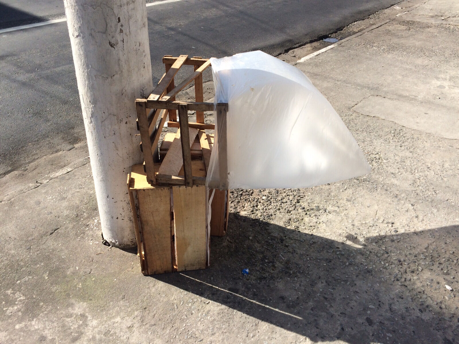 Arrangement with discarded materials found in the streets of São Paulo by vão. Photo courtesy of vão.