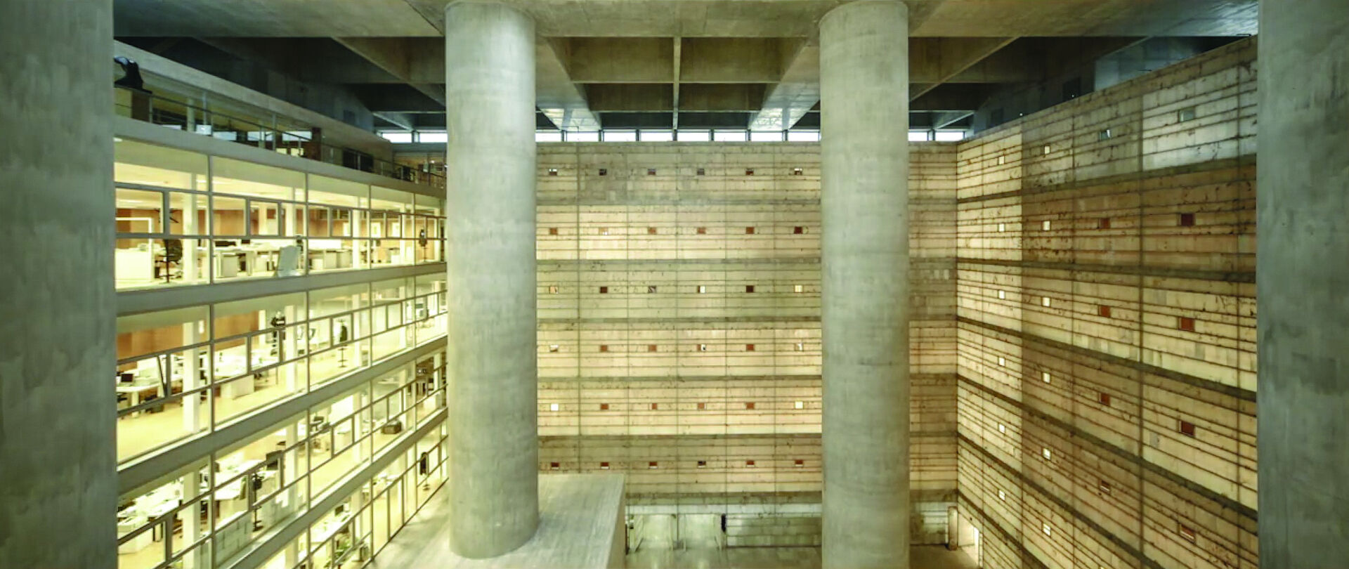 Caja de Granada, 2001, Alberto Campo Baeza. Screenshot from Steven Holl at Caja de Granada (video). Alabaster skin utilizing external light to reveal internal forms of penumbra, its structure and its essence. © Alberto Campo Baeza. Courtesy of Estudio Arquitectura Campo Baeza